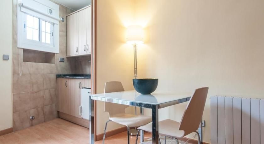 Apartamentos Alos Βαρκελώνη Εξωτερικό φωτογραφία